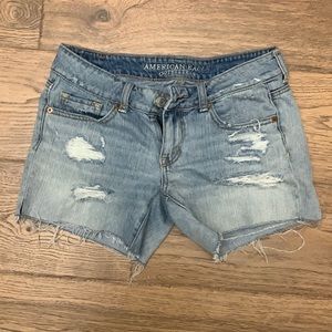 American Eagle jean shorts - size 4